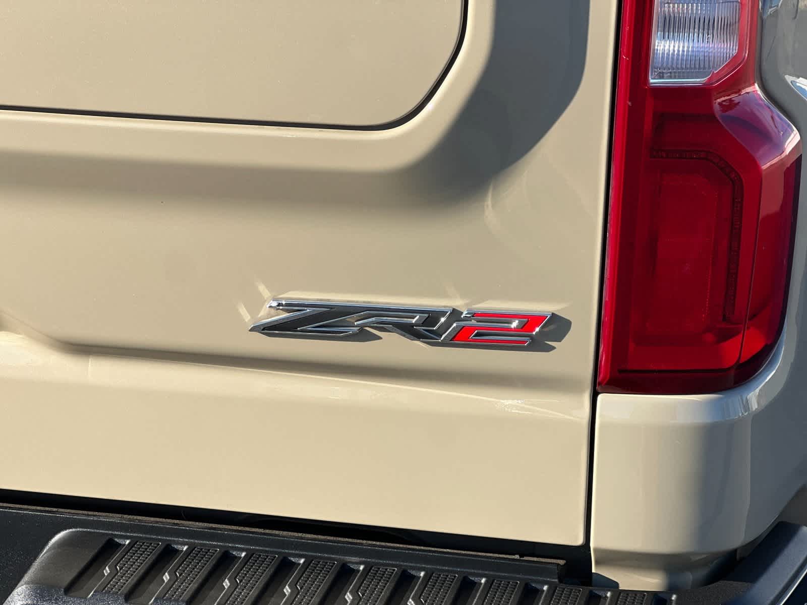 Thumbnail: 2022 Chevrolet Silverado 1500 - 27