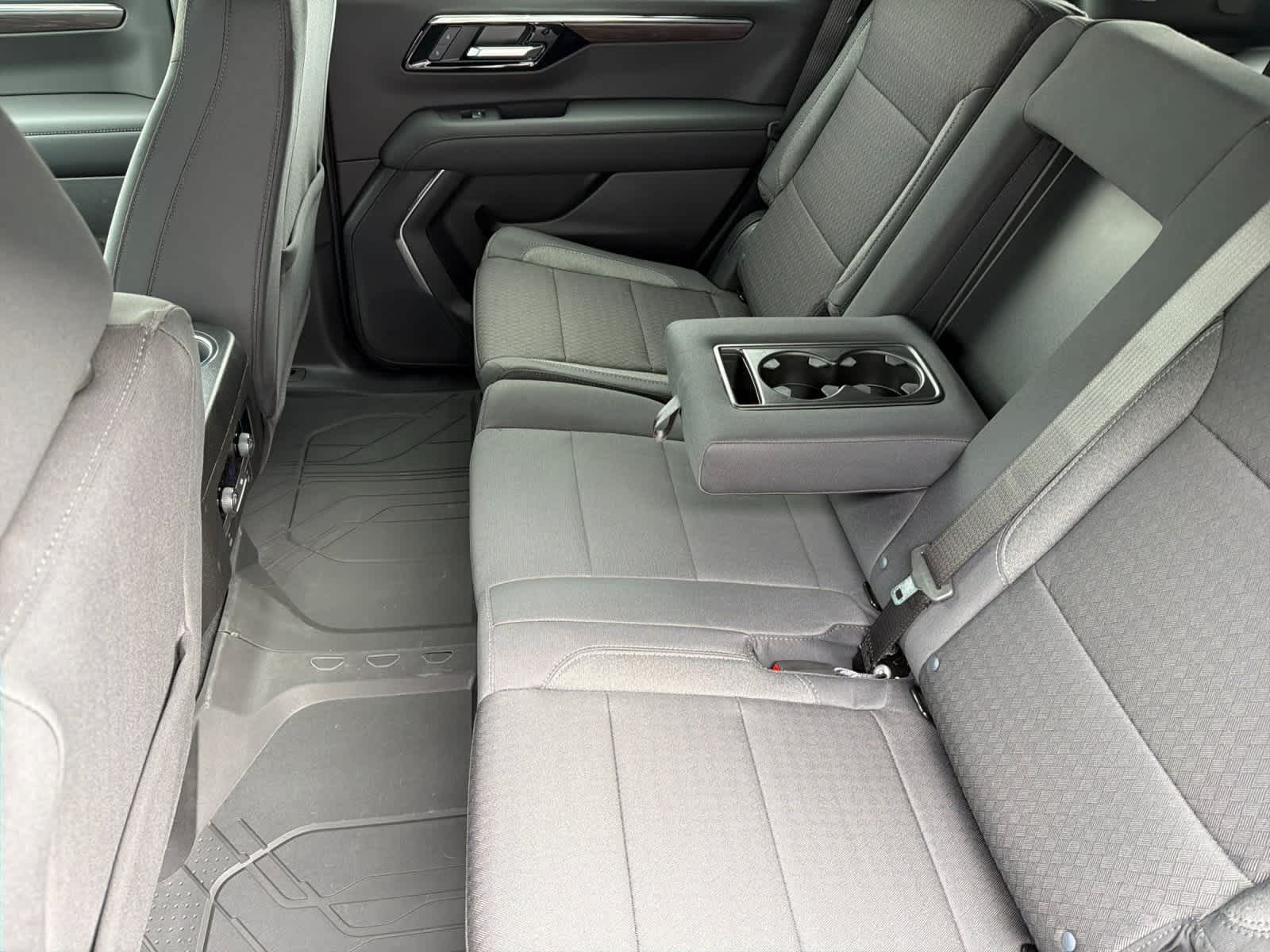 Thumbnail: 2026 Chevrolet Tahoe - 4