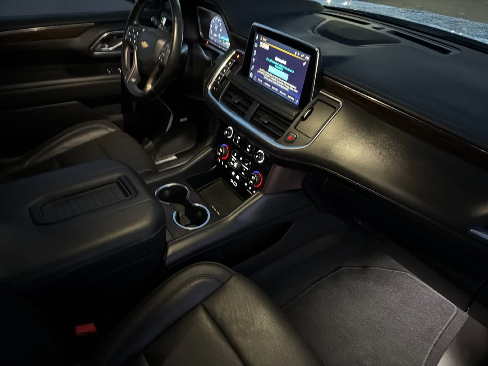 Thumbnail: 2023 Chevrolet Tahoe - 18