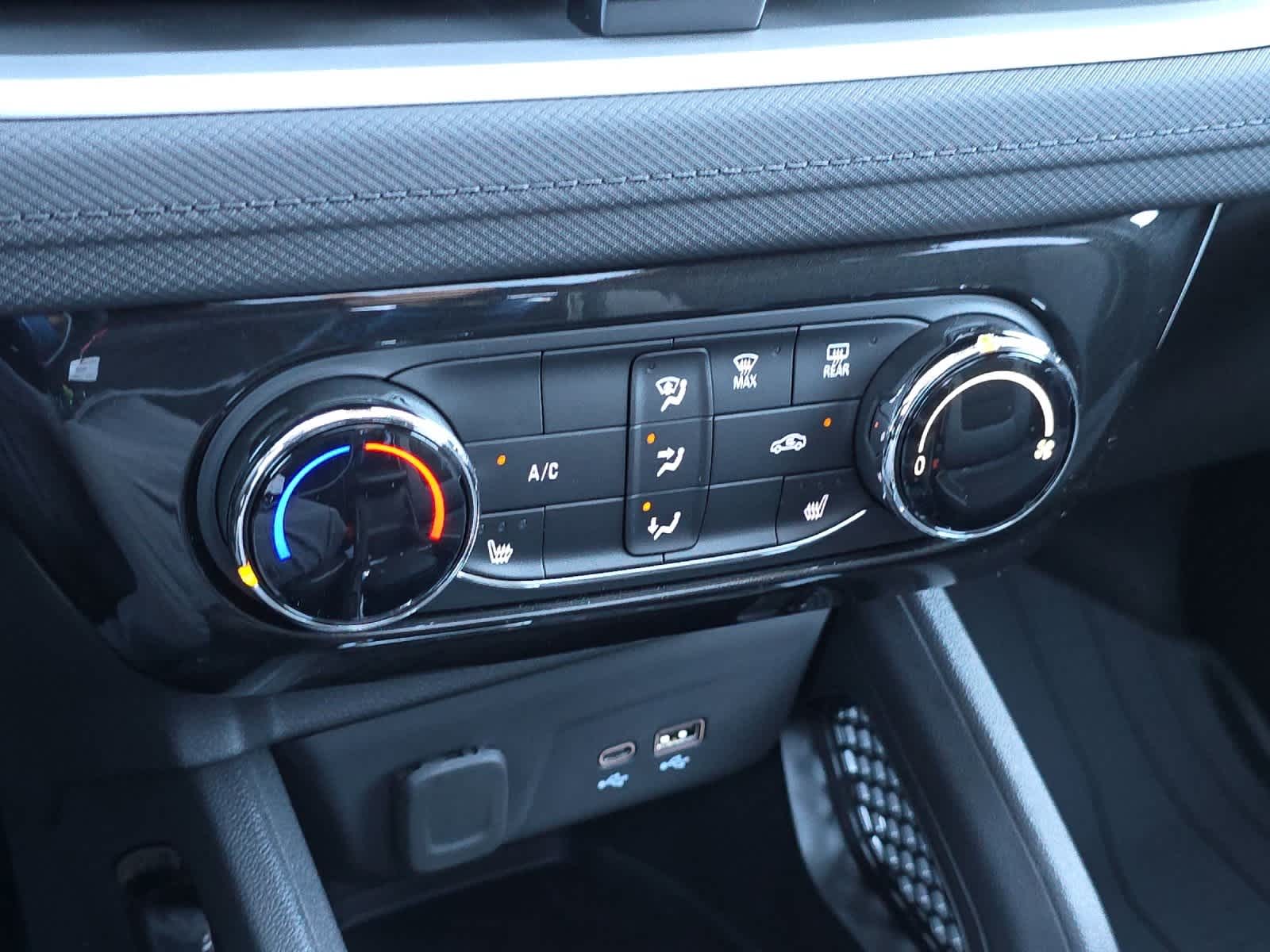 Thumbnail: 2026 Chevrolet TrailBlazer - 20