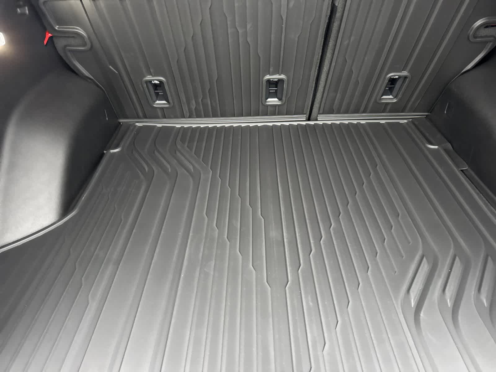 Thumbnail: 2026 Chevrolet Equinox - 15