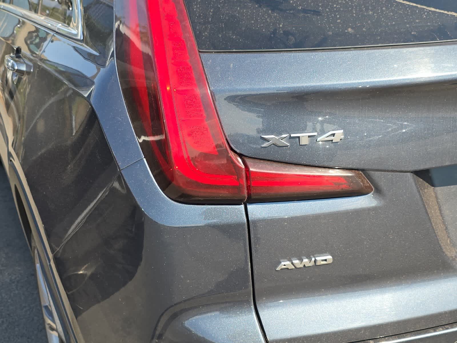 Thumbnail: 2019 Cadillac XT4 - 8
