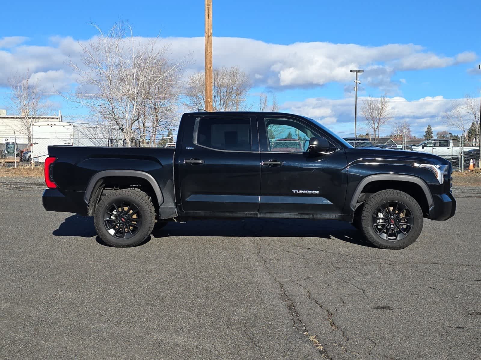 Thumbnail: 2024 Toyota Tundra - 8