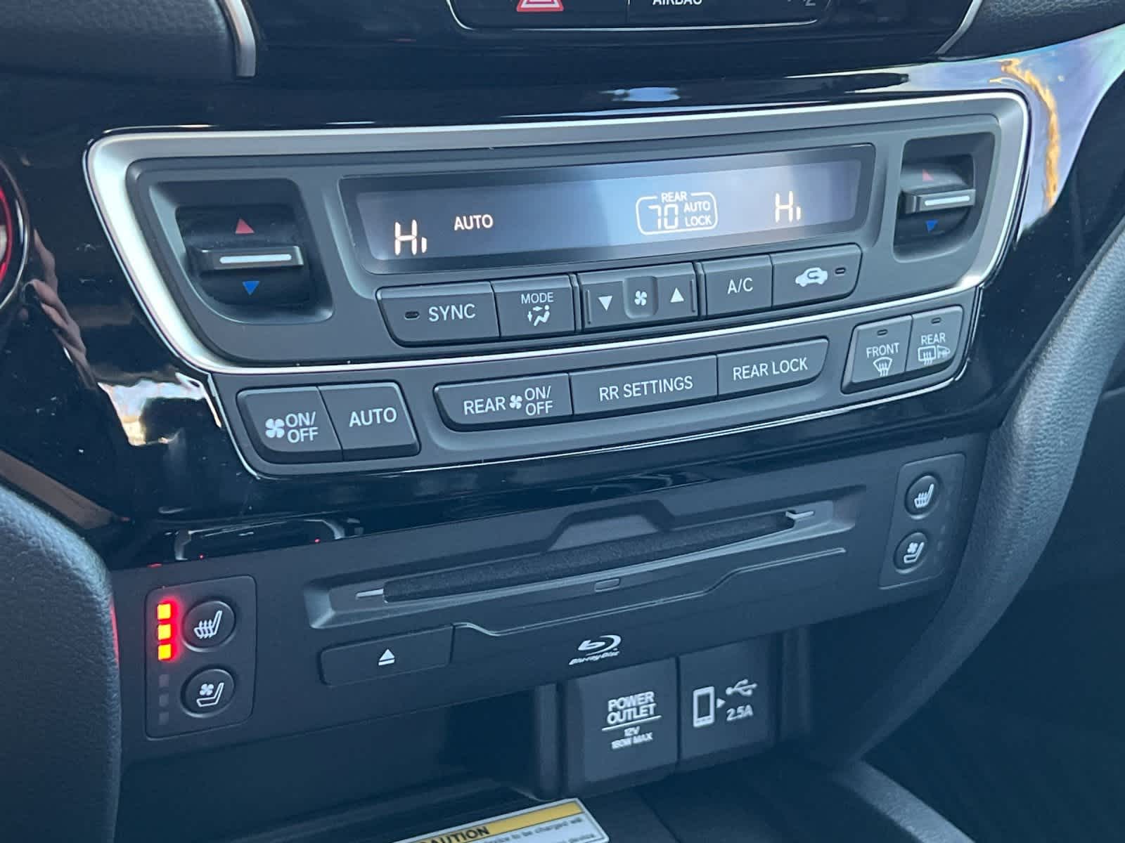 Thumbnail: 2020 Honda Pilot - 23