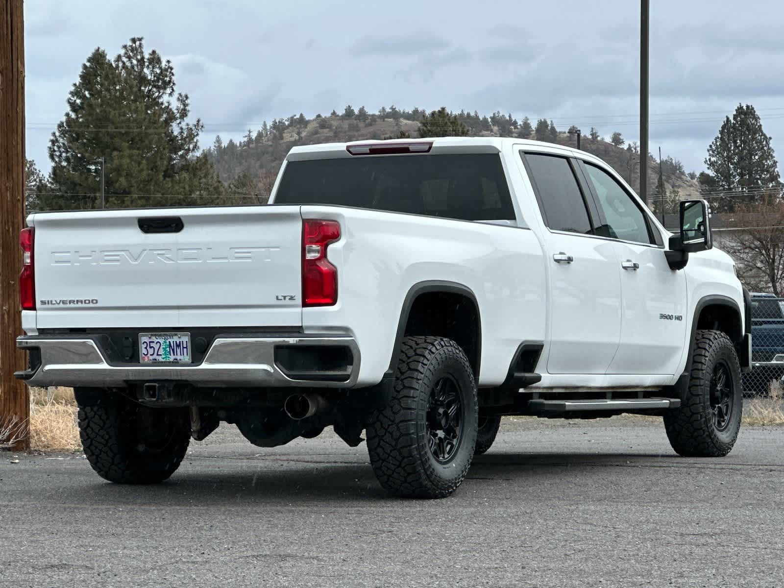 Thumbnail: 2022 Chevrolet Silverado 3500 - 2