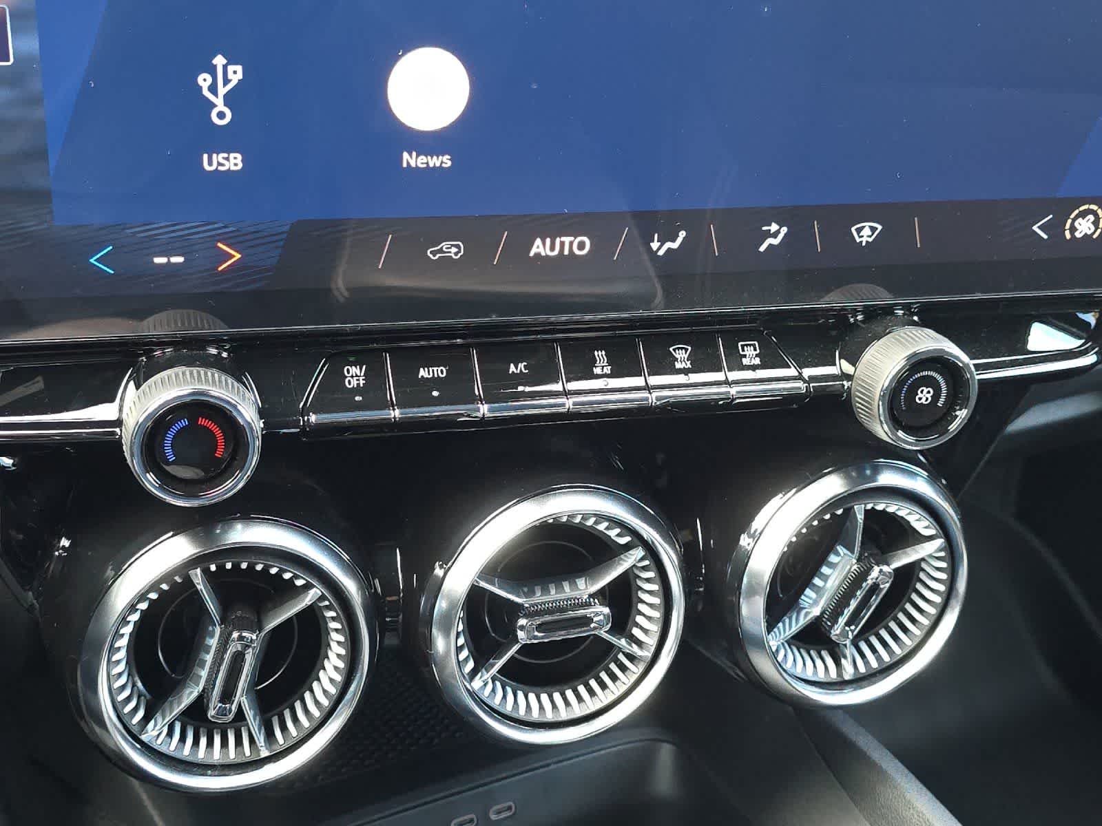 Thumbnail: 2026 Chevrolet Blazer EV - 21