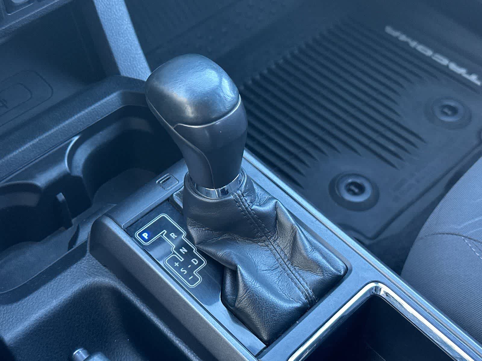 Thumbnail: 2018 Toyota Tacoma - 21