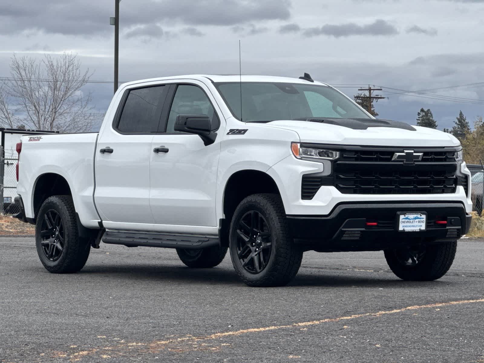 Thumbnail: 2026 Chevrolet Silverado 1500 - 9