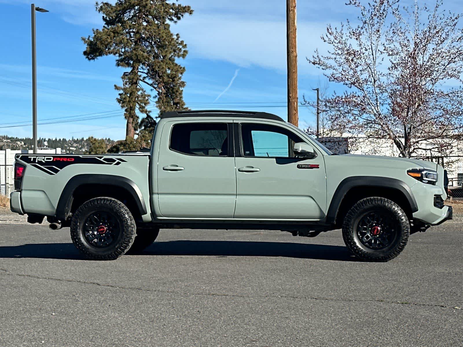 Thumbnail: 2021 Toyota Tacoma - 8