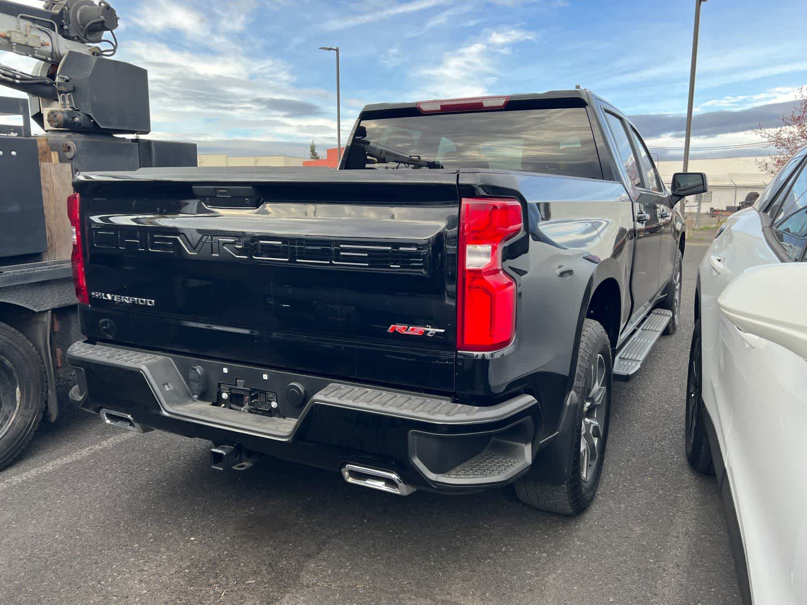 Thumbnail: 2022 Chevrolet Silverado 1500 - 4