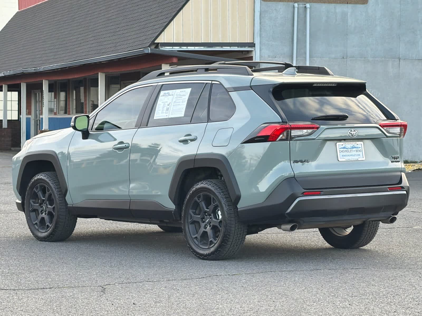 Thumbnail: 2020 Toyota RAV4 - 6