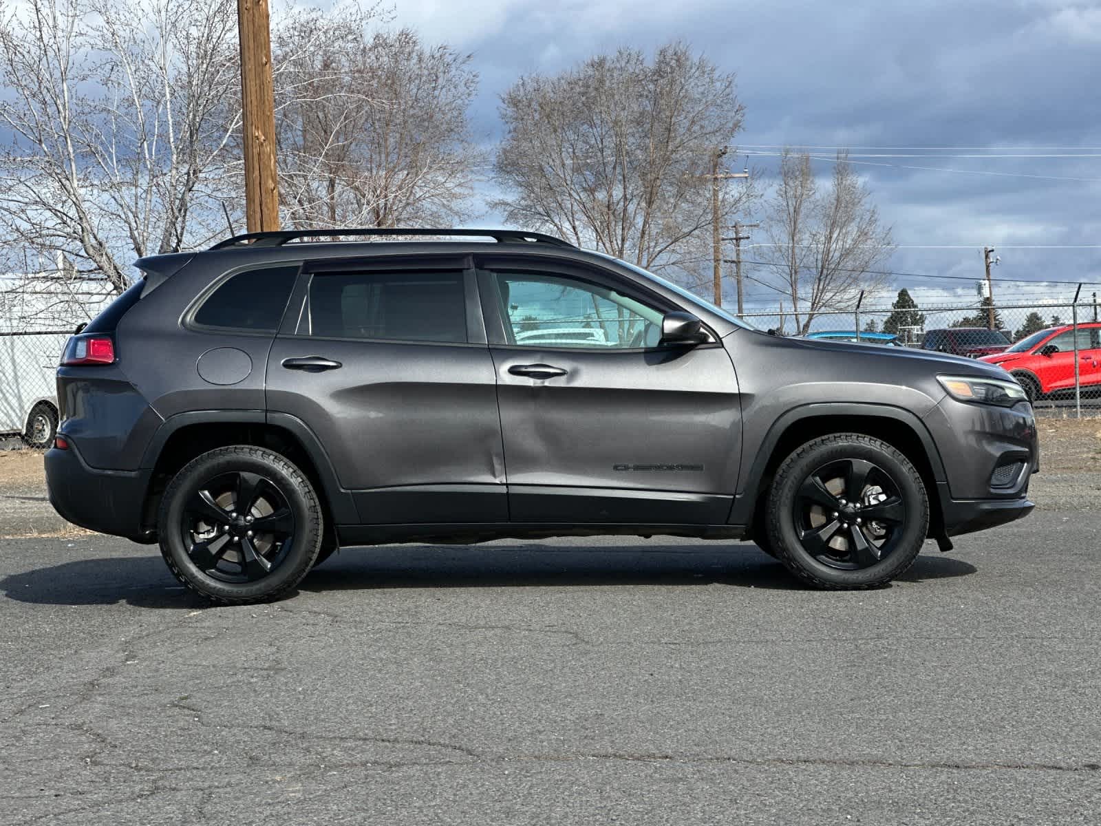 Thumbnail: 2020 Jeep Cherokee - 8