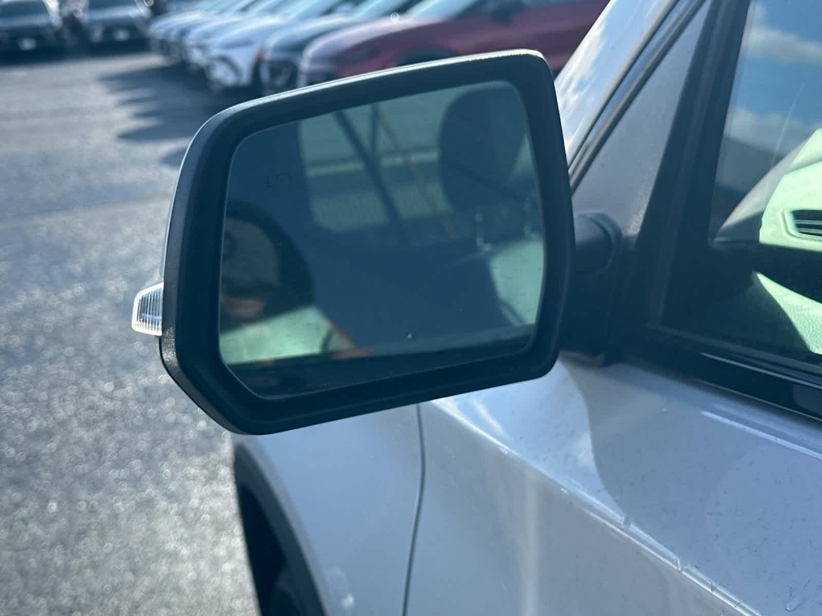 Thumbnail: 2023 Chevrolet Traverse - 10