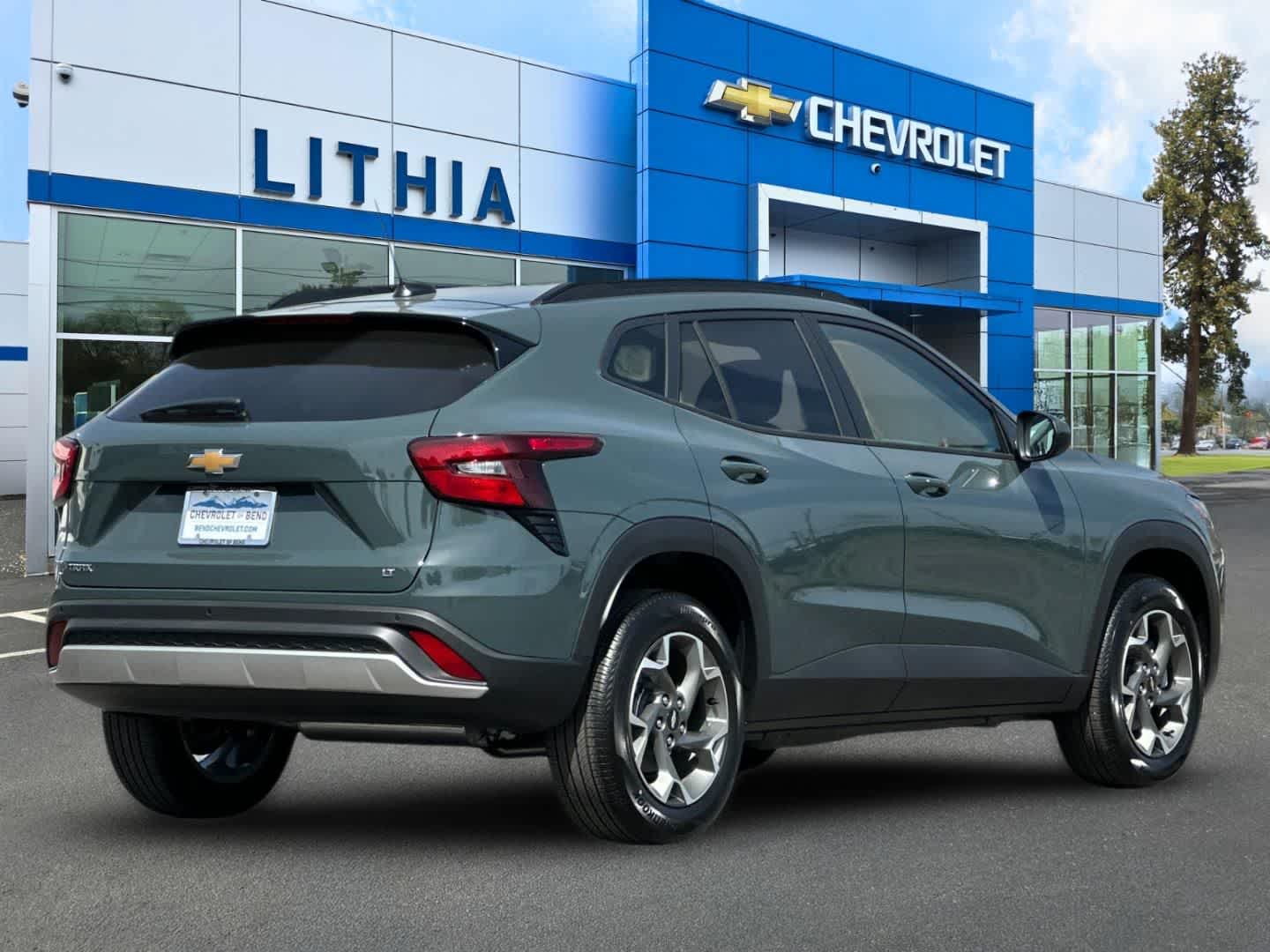 Thumbnail: 2026 Chevrolet Trax - 2