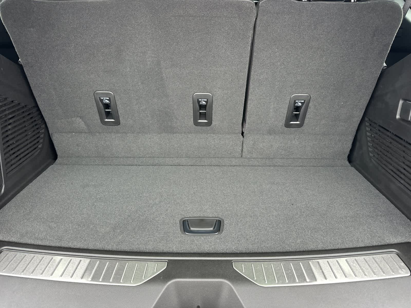 Thumbnail: 2026 Chevrolet Tahoe - 17