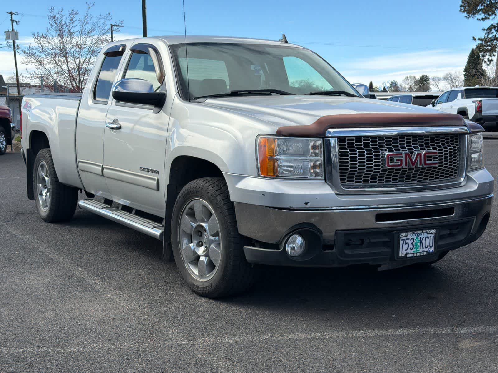 Thumbnail: 2010 GMC Sierra 1500 - 3