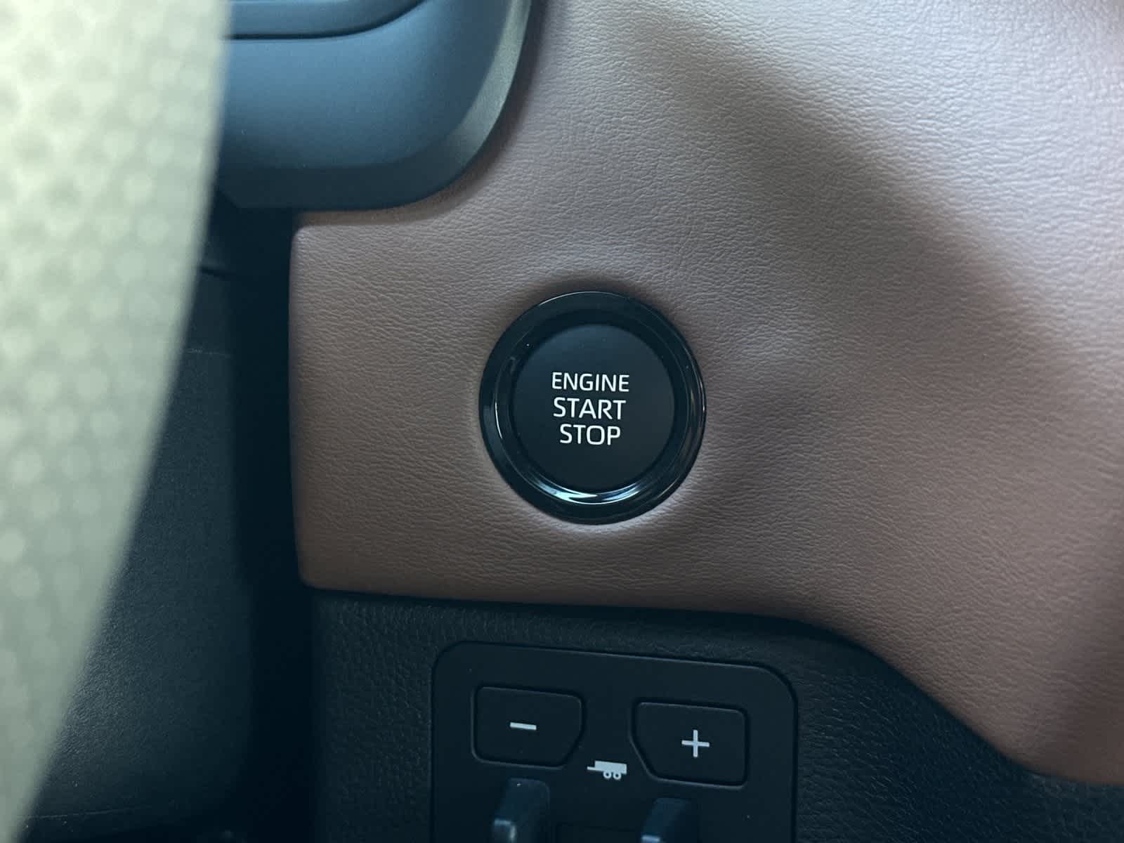 Thumbnail: 2025 Toyota Tundra - 23