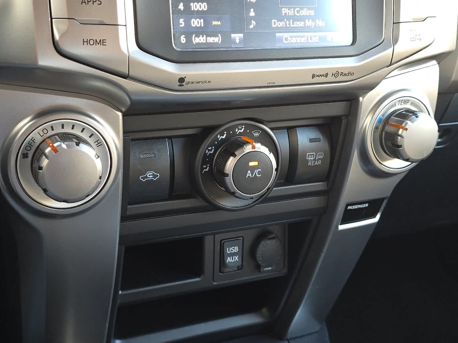 Thumbnail: 2018 Toyota 4Runner - 22