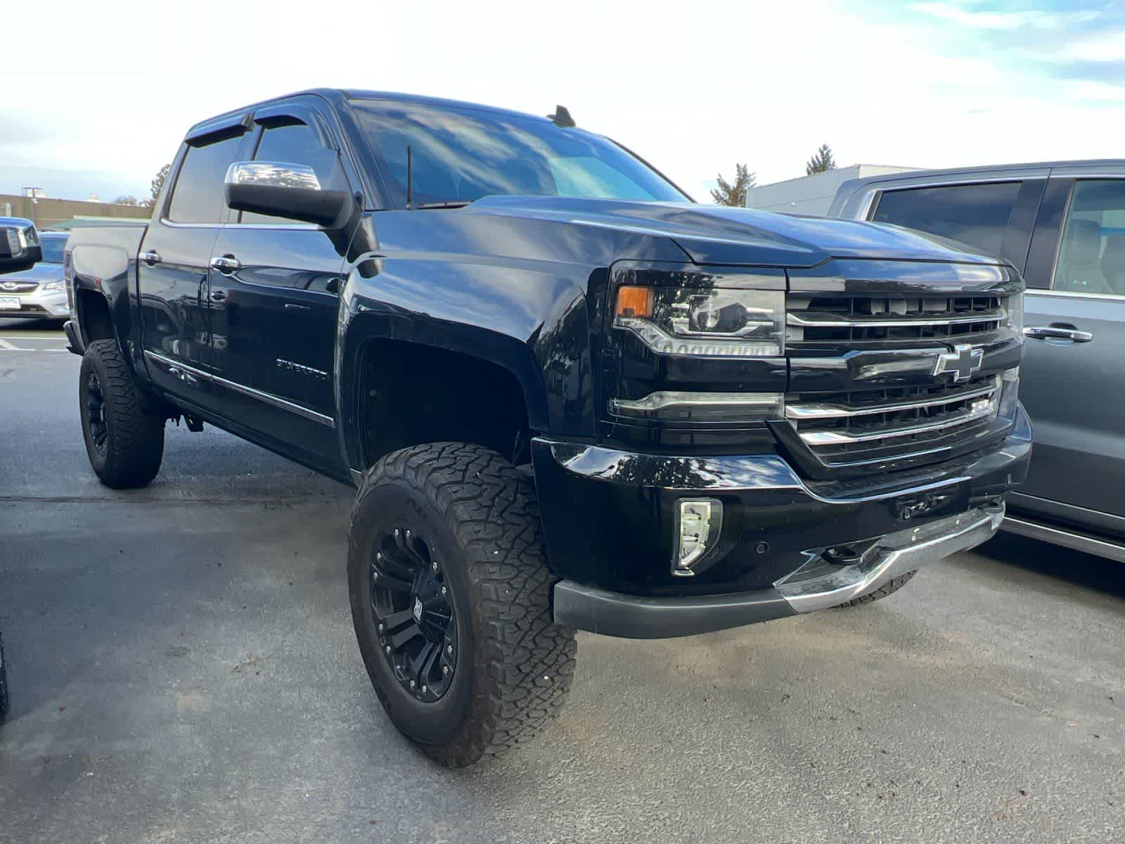 Thumbnail: 2017 Chevrolet Silverado 1500 - 3