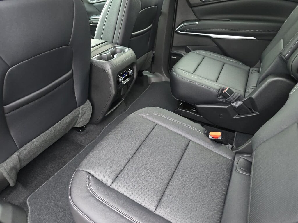 New 2026 Chevrolet Traverse LT SUV