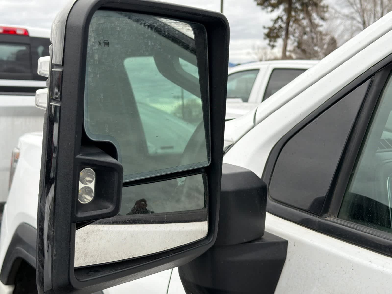 Thumbnail: 2021 GMC Sierra 3500 - 10