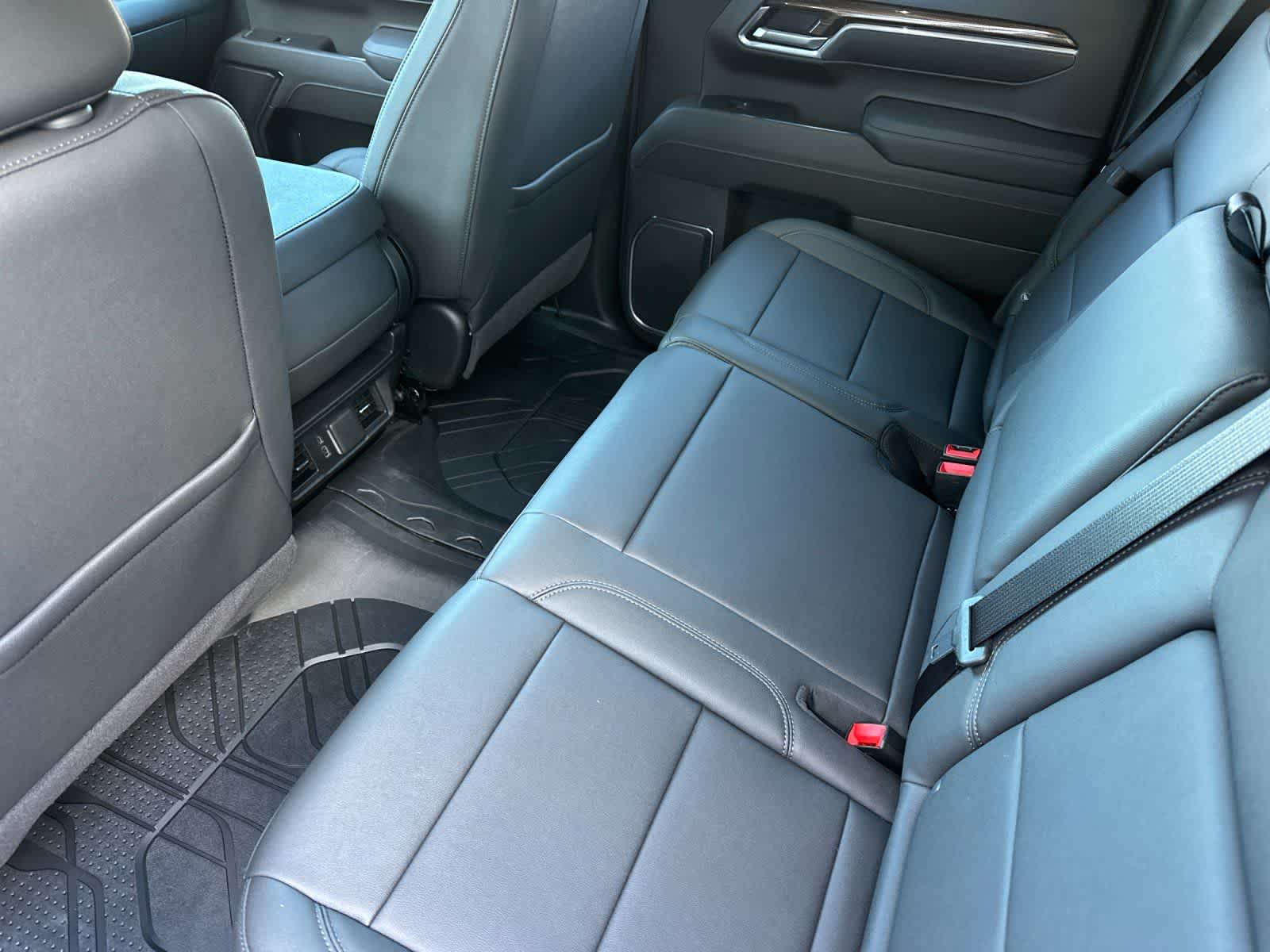 Thumbnail: 2026 Chevrolet Silverado 1500 - 4