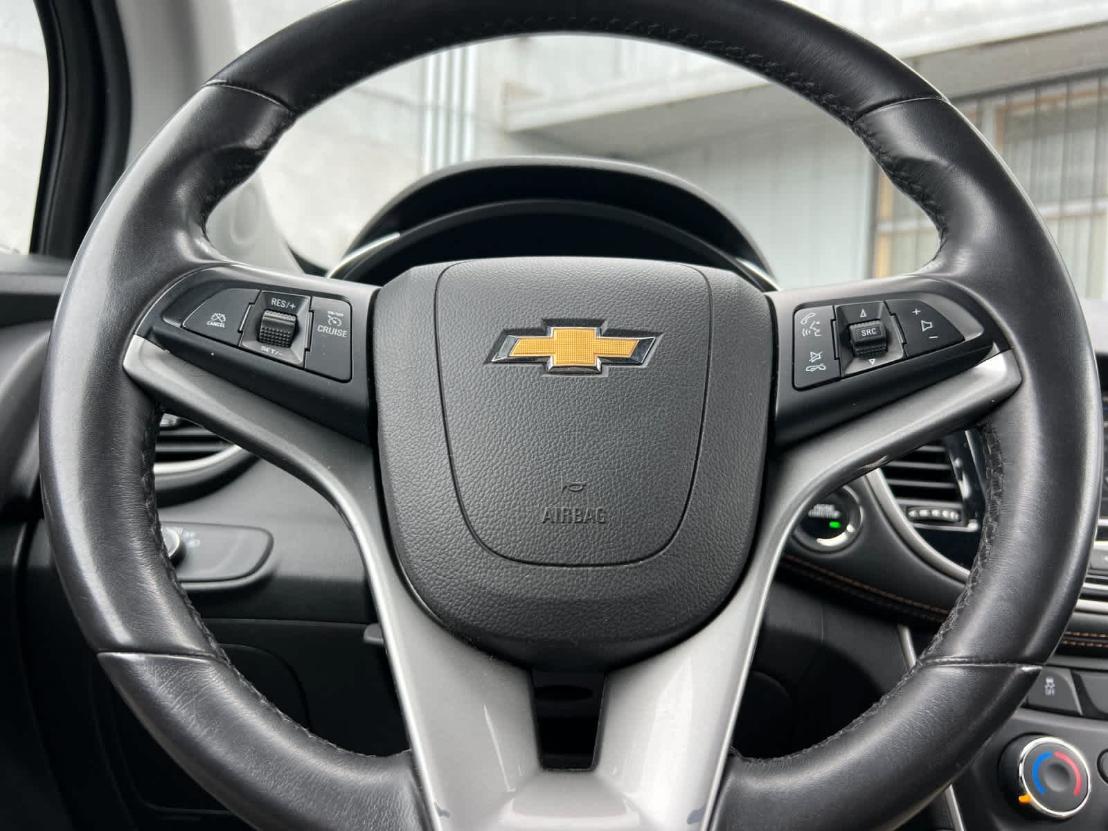 Thumbnail: 2019 Chevrolet Trax - 23