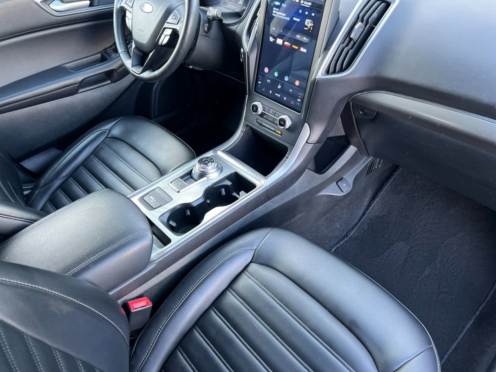 Thumbnail: 2022 Ford Edge - 15