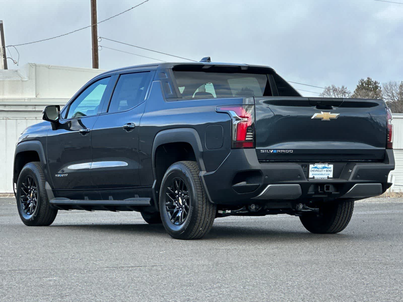 Thumbnail: 2026 Chevrolet Silverado EV - 6