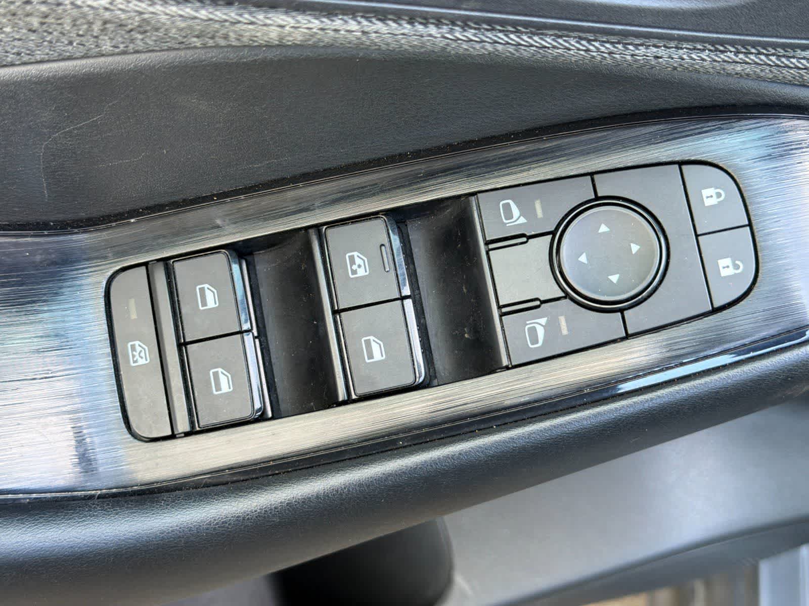 Thumbnail: 2023 Nissan Rogue - 13