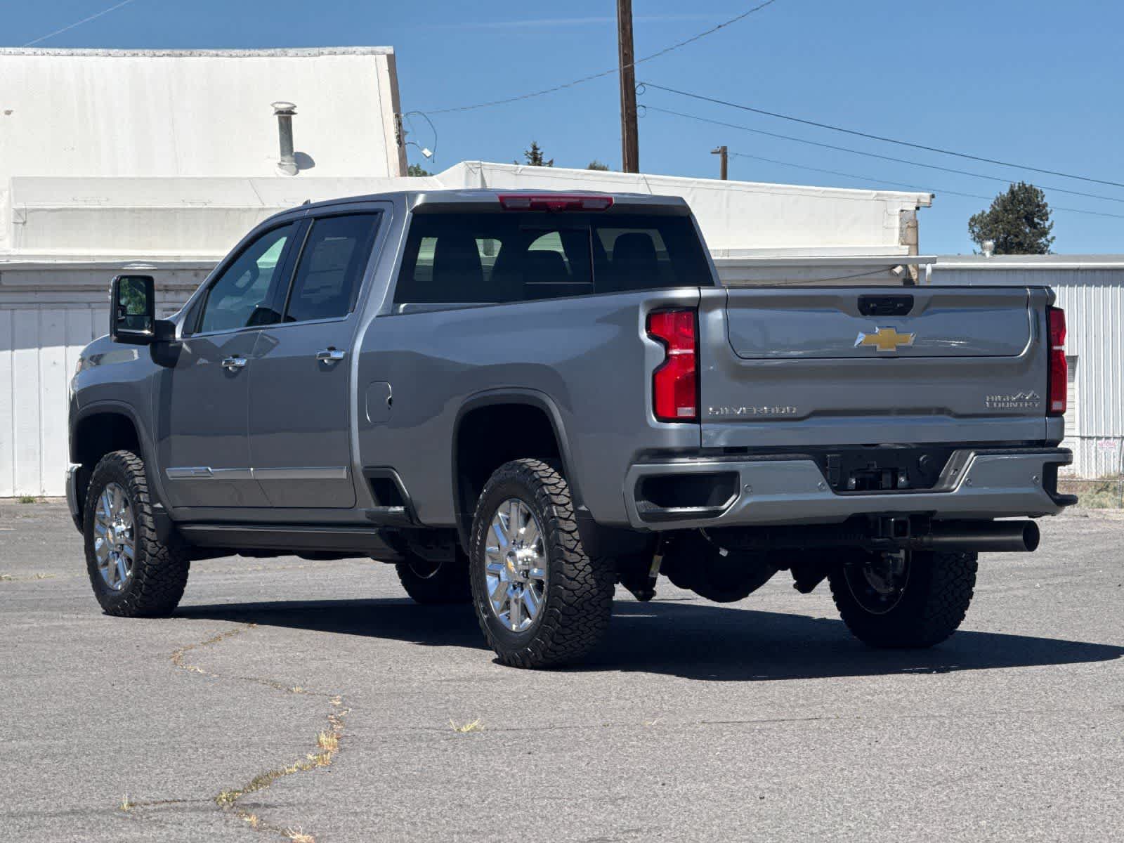 Thumbnail: 2026 Chevrolet Silverado 3500 - 6