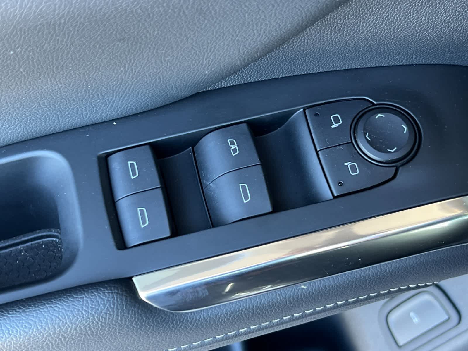 Thumbnail: 2025 Chevrolet Traverse - 13