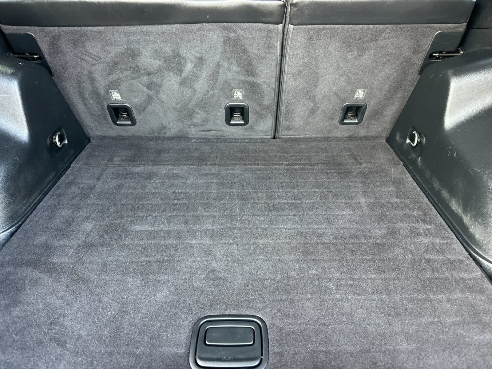 Thumbnail: 2020 Jeep Cherokee - 15