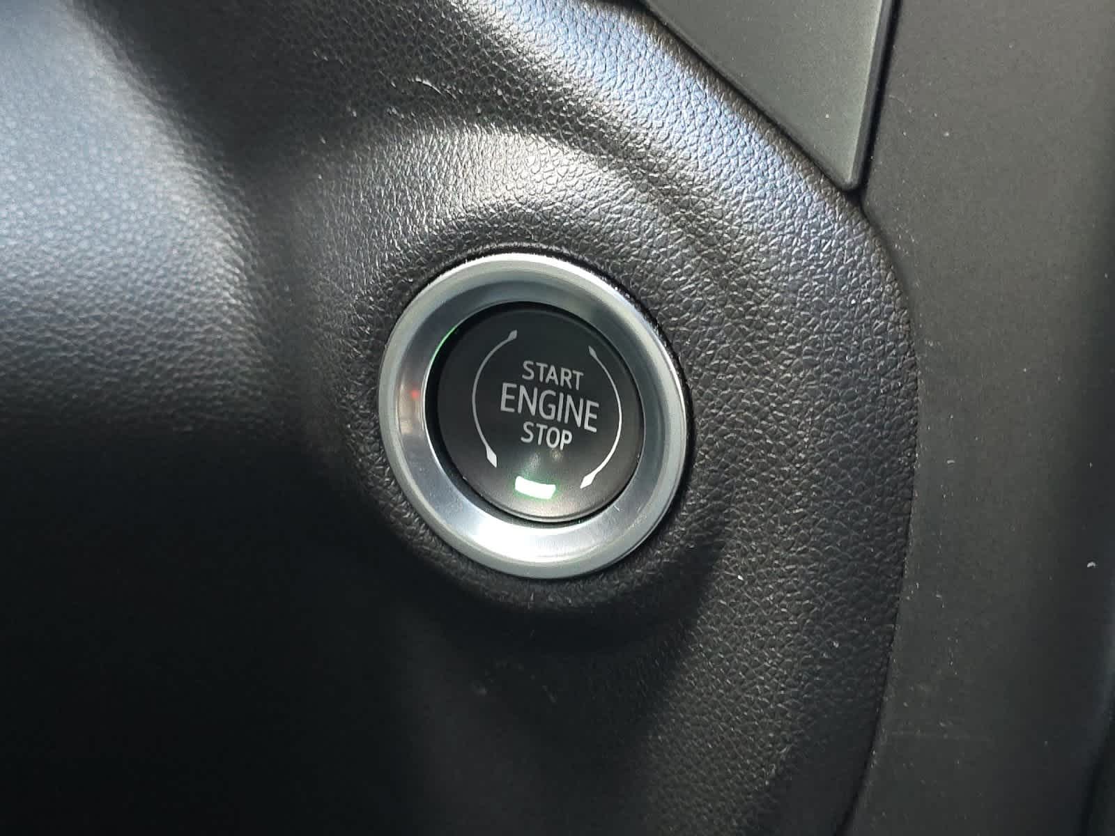 Thumbnail: 2022 Chevrolet Silverado 3500 - 21