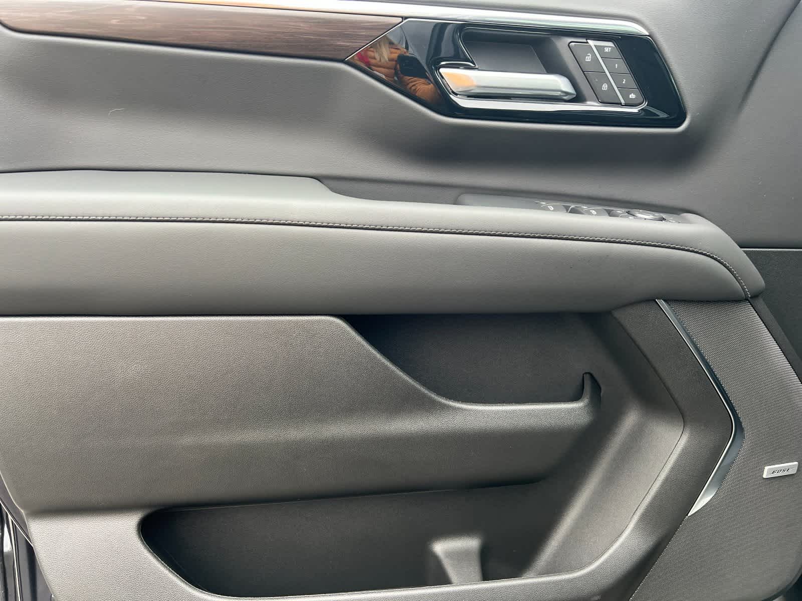 Thumbnail: 2026 Chevrolet Tahoe - 12