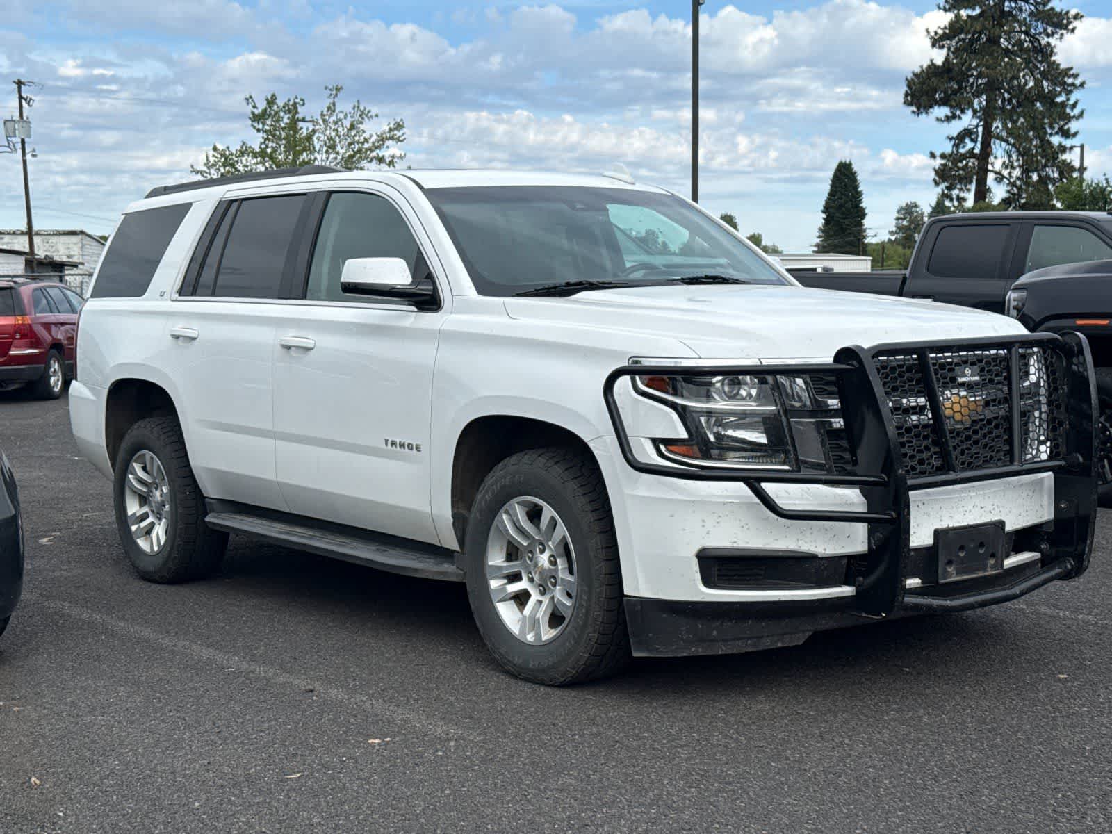 Thumbnail: 2018 Chevrolet Tahoe - 3