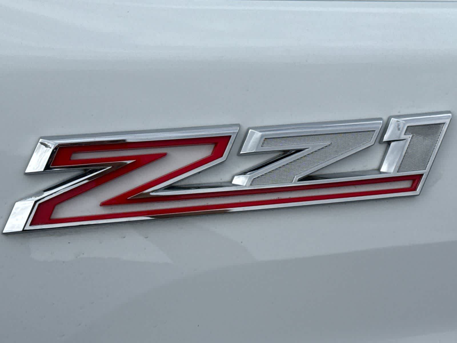 Thumbnail: 2020 Chevrolet Silverado 3500 - 26