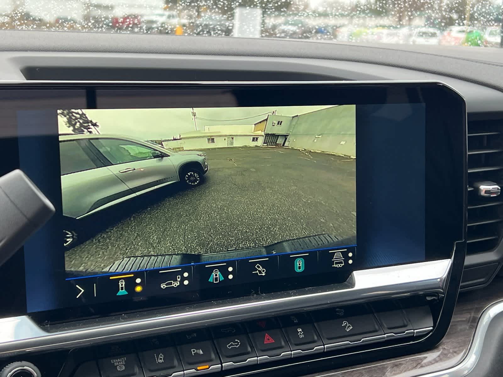 Thumbnail: 2026 Chevrolet Silverado 3500 - 18