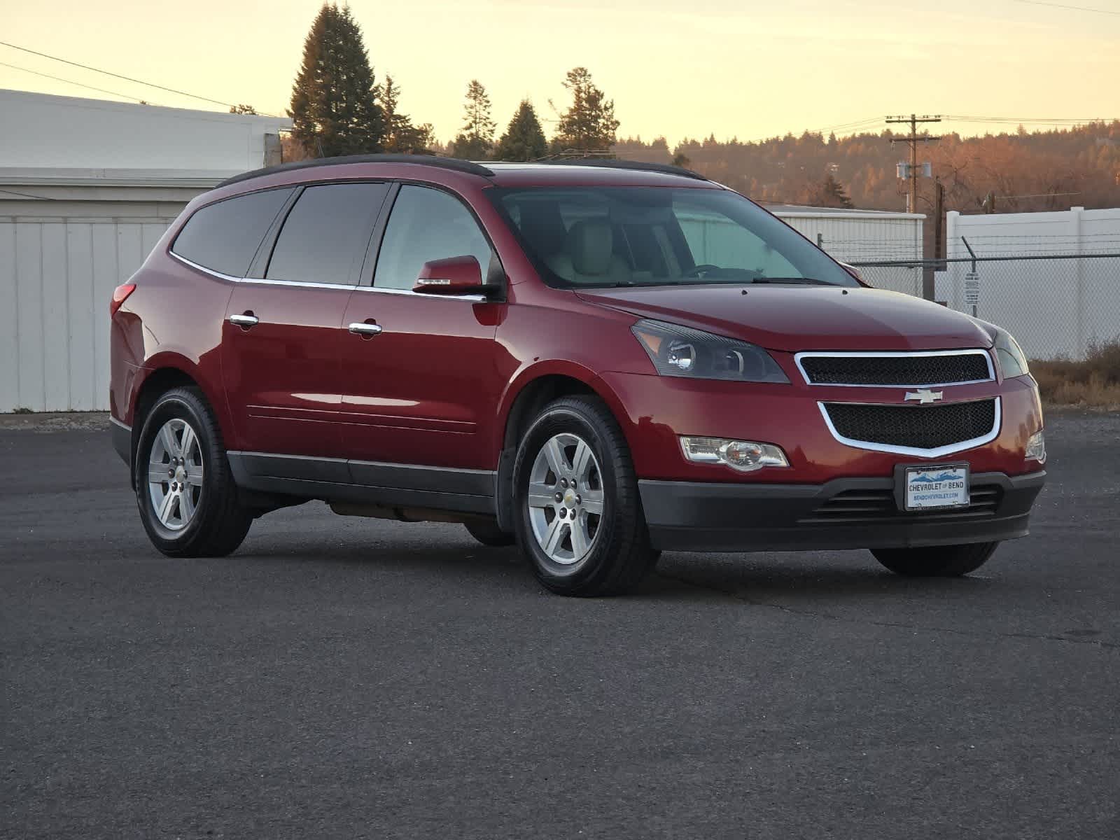 Thumbnail: 2010 Chevrolet Traverse - 9
