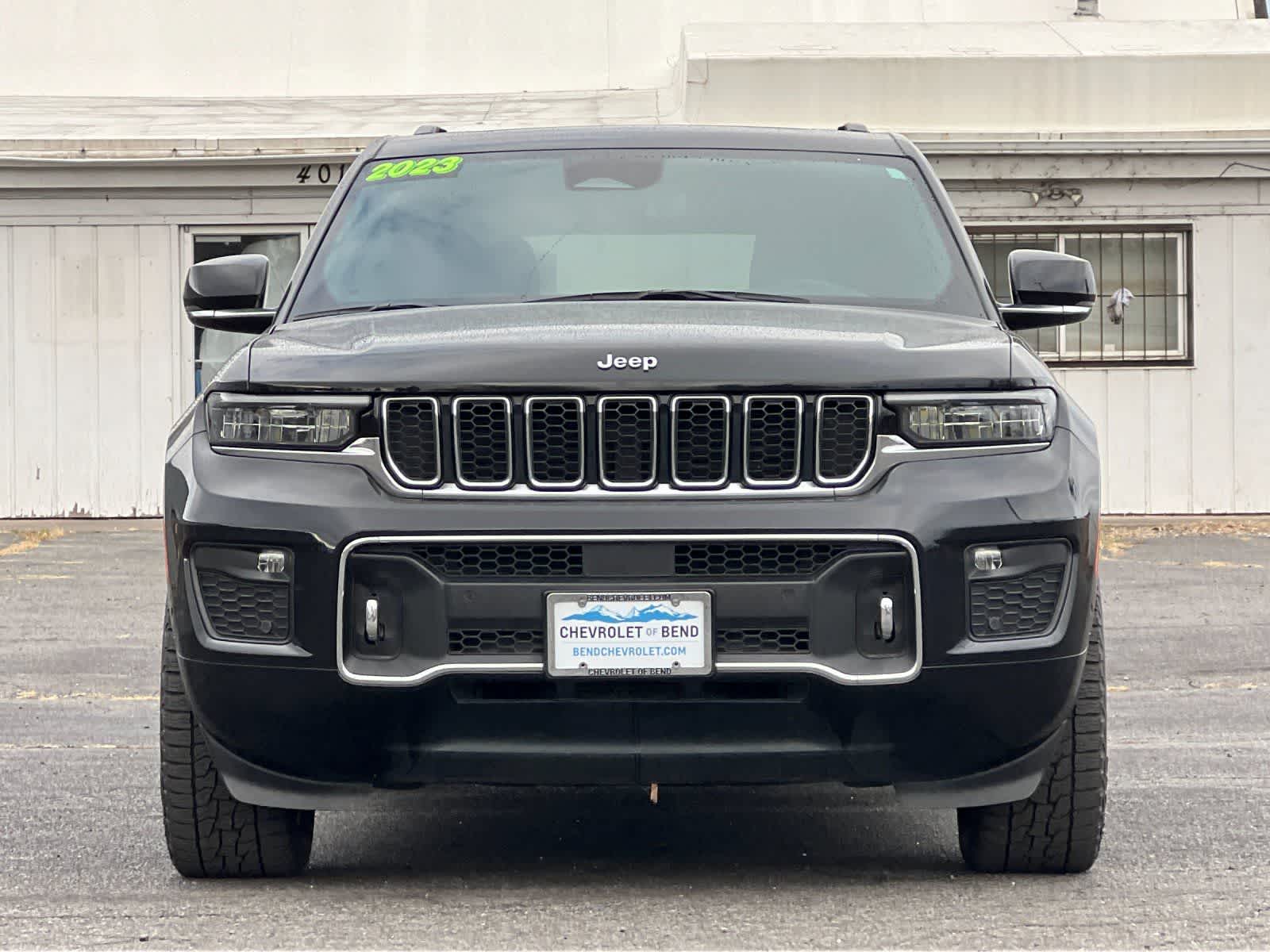 Thumbnail: 2023 Jeep Grand Cherokee - 10