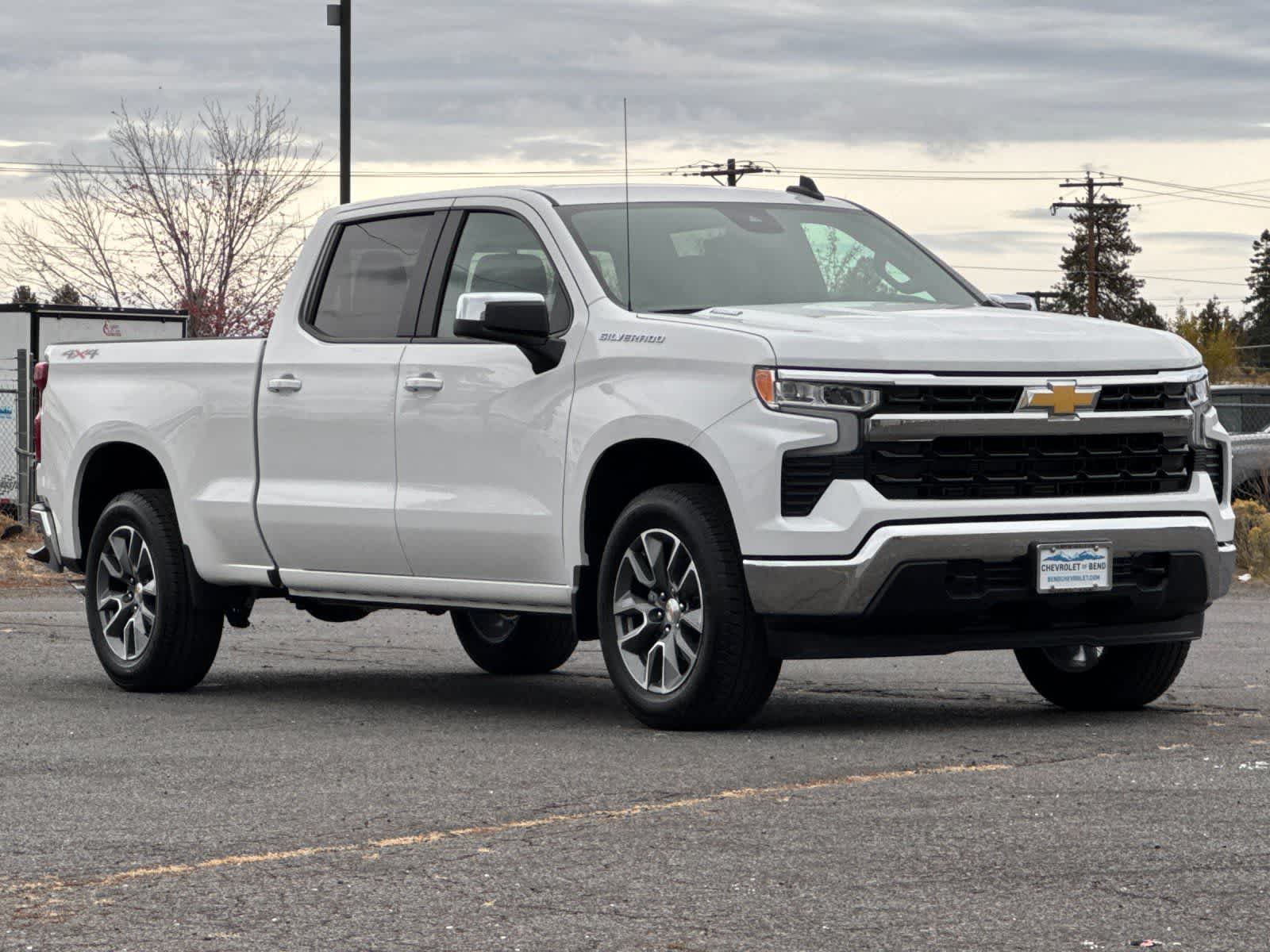 Thumbnail: 2026 Chevrolet Silverado 1500 - 9