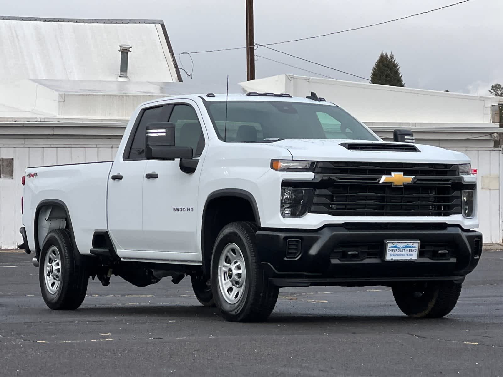Thumbnail: 2026 Chevrolet Silverado 3500 - 9