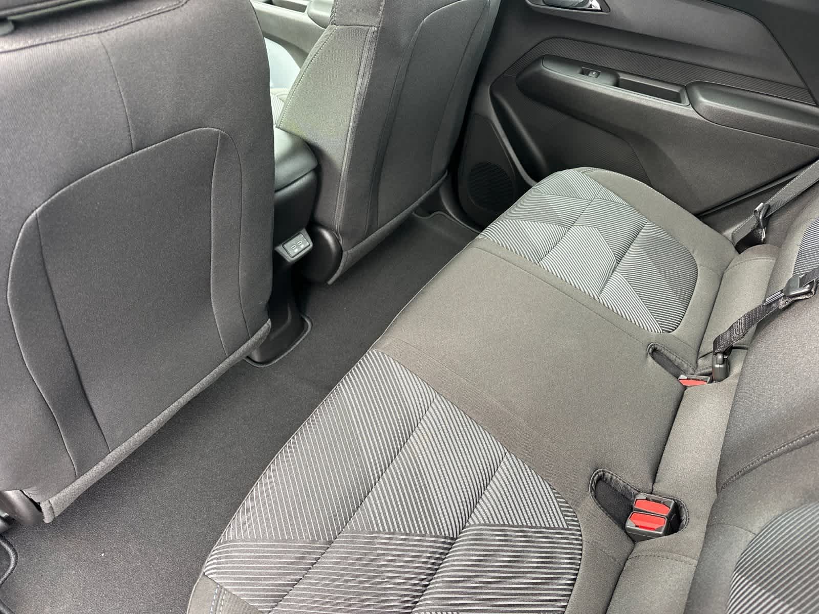 Thumbnail: 2027 Chevrolet Bolt EV - 4