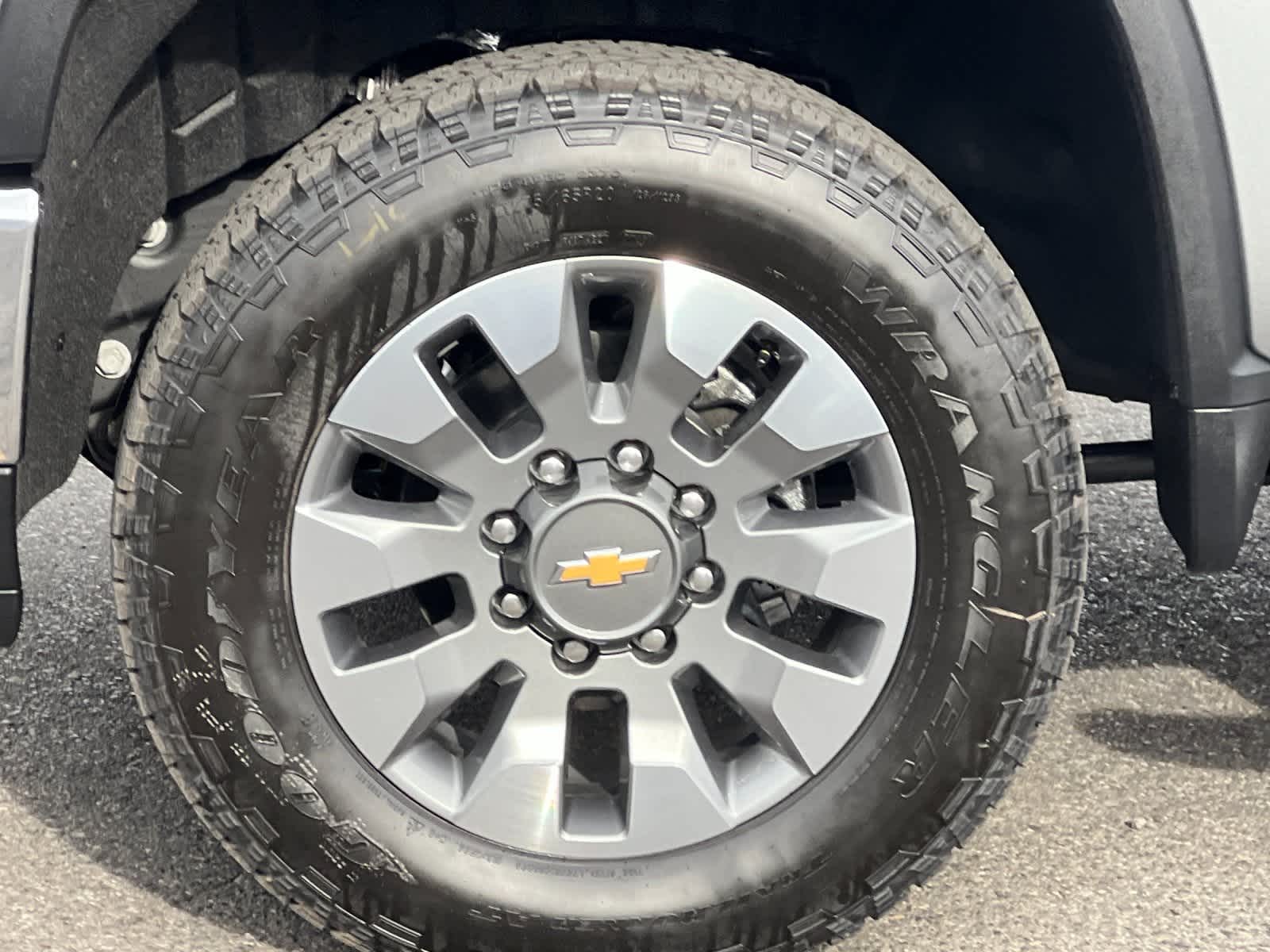 Thumbnail: 2026 Chevrolet Silverado 2500 - 24