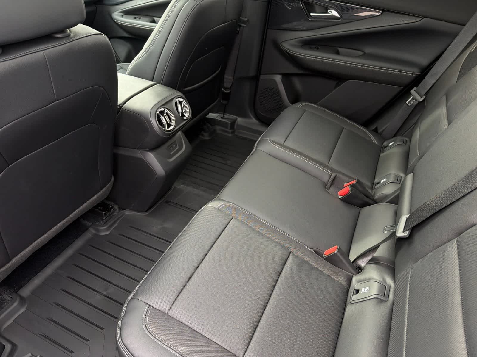 Thumbnail: 2026 Chevrolet Blazer EV - 4