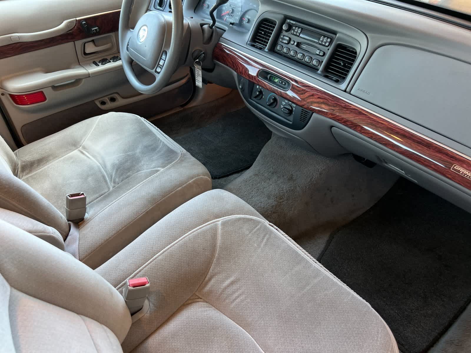 Thumbnail: 2002 Mercury Grand Marquis - 15