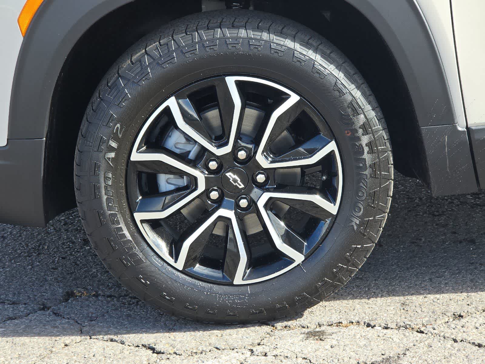 Thumbnail: 2026 Chevrolet TrailBlazer - 25