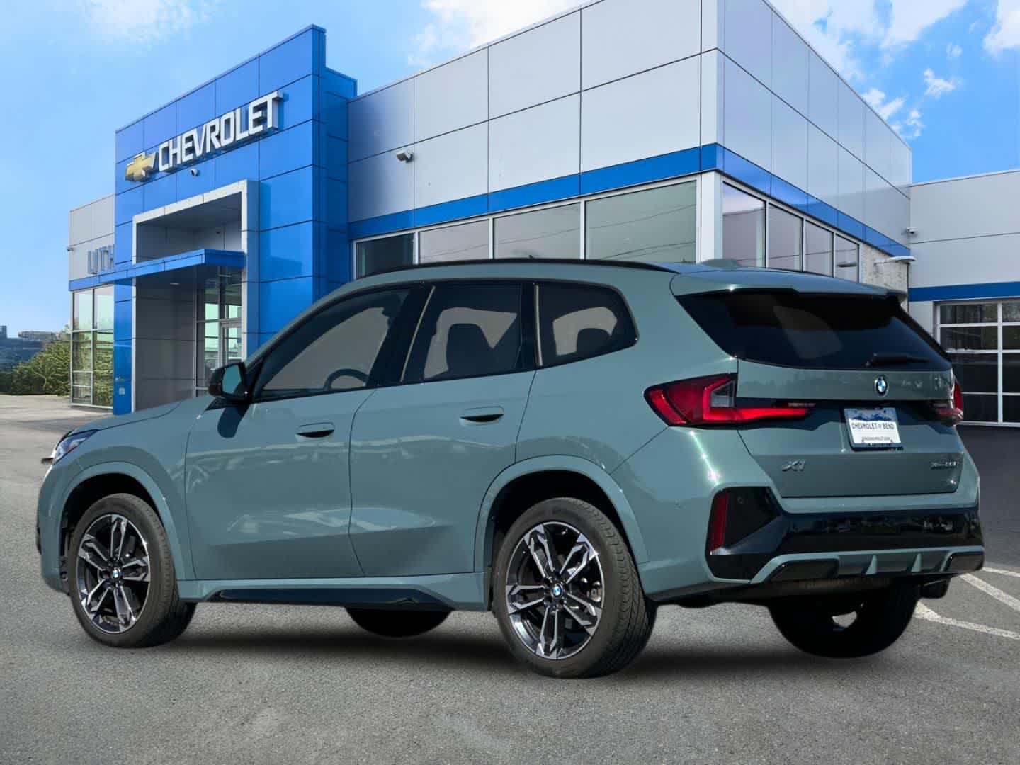 Thumbnail: 2023 BMW X1 - 6