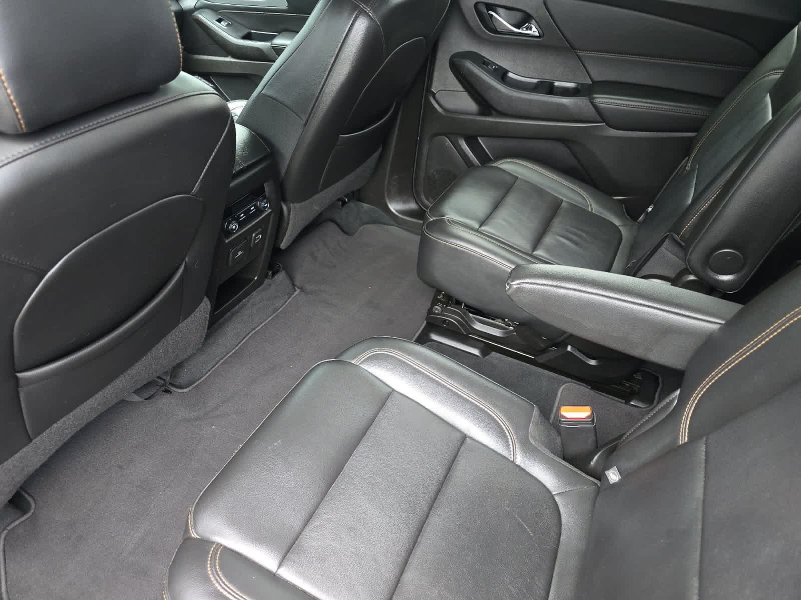 Thumbnail: 2021 Chevrolet Traverse - 4