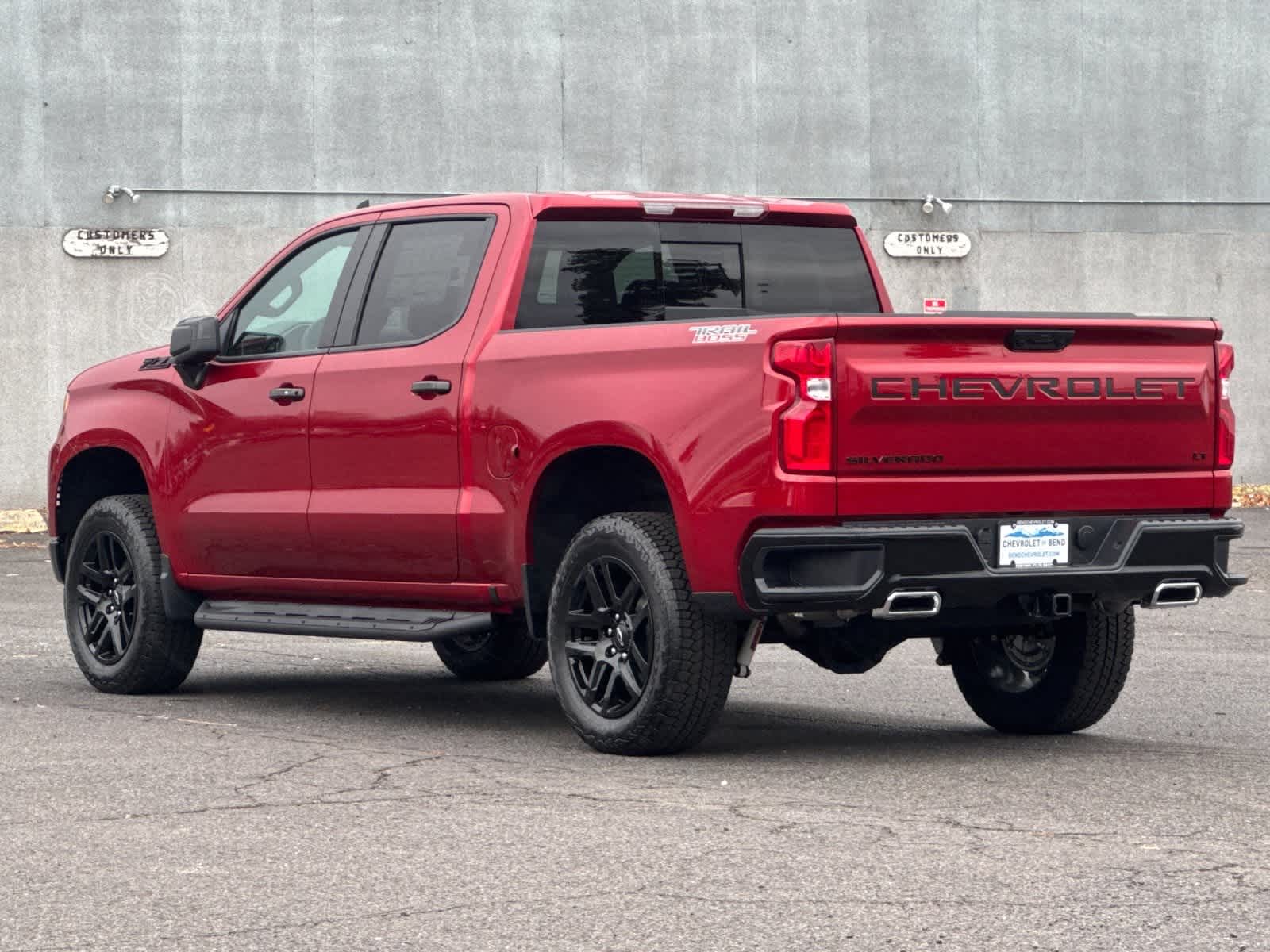 Thumbnail: 2026 Chevrolet Silverado 1500 - 6